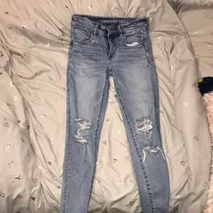 size 2 american eagle distressed jeans